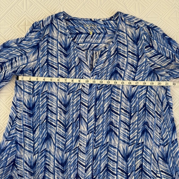 Lilly Pulitzer Nalani Tunic Costa Verde Printed Lapis Blue Blouse Top Size M - Picture 8 of 12